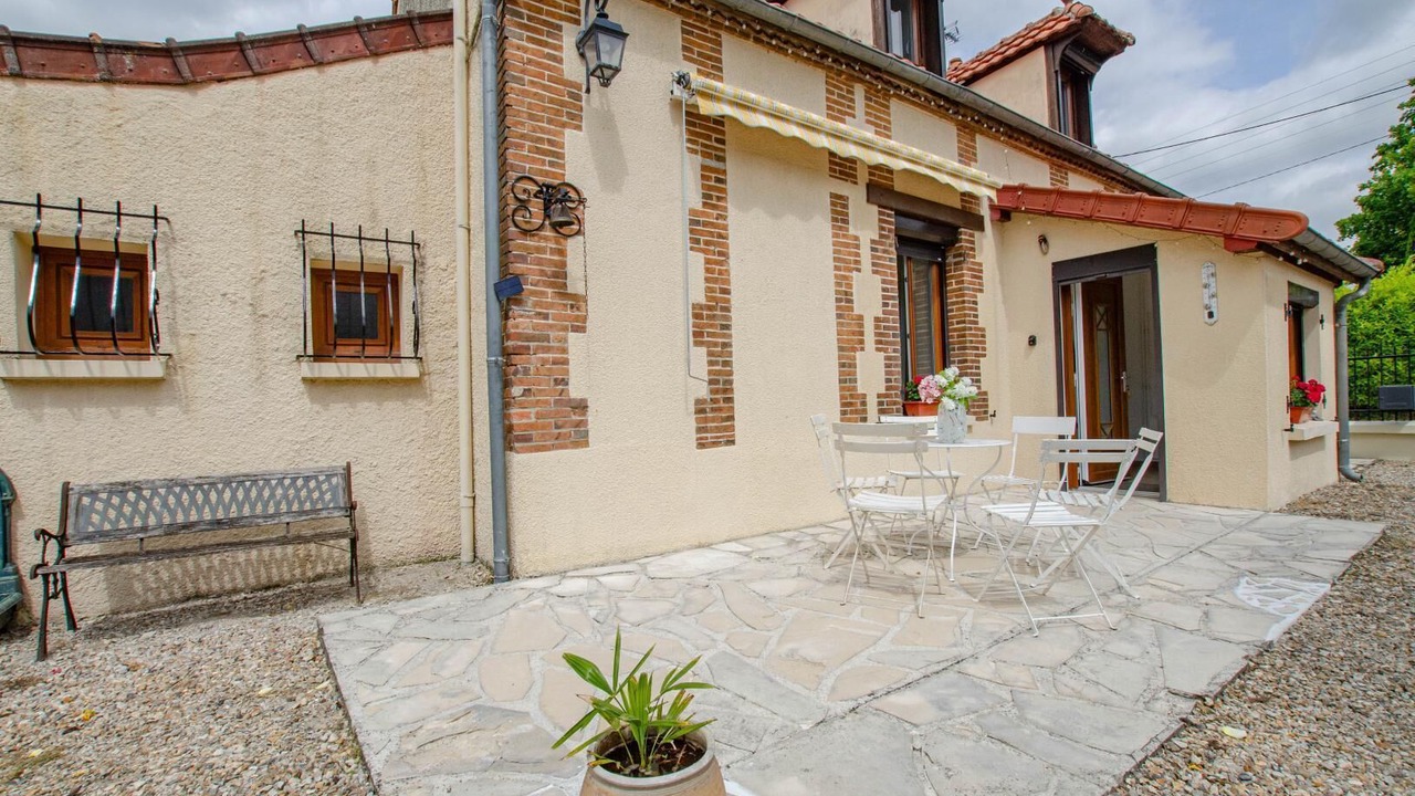 Photo of Outdoor in Maizieres-la-Grande-Paroisse