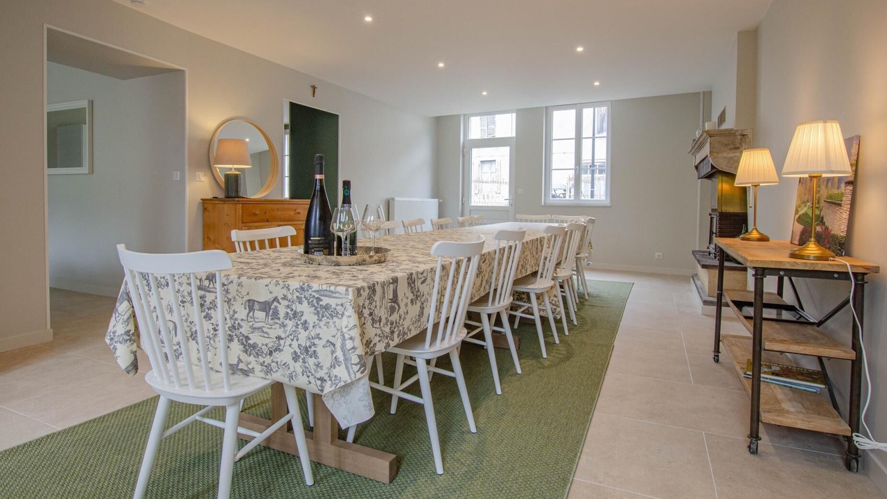 Photo of Others in Neuville-sur-Seine