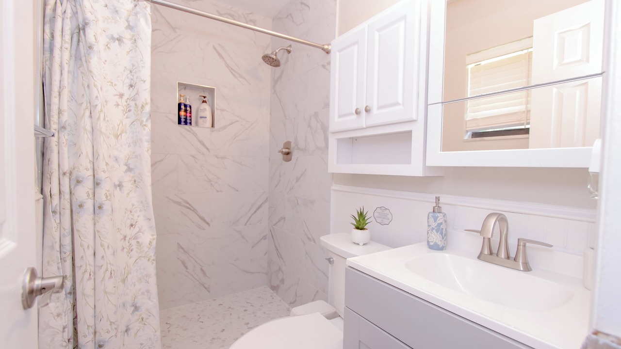 Photo of Bathroom in Riverview