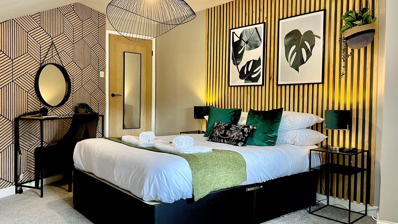 Photo of Others in Ellesmere