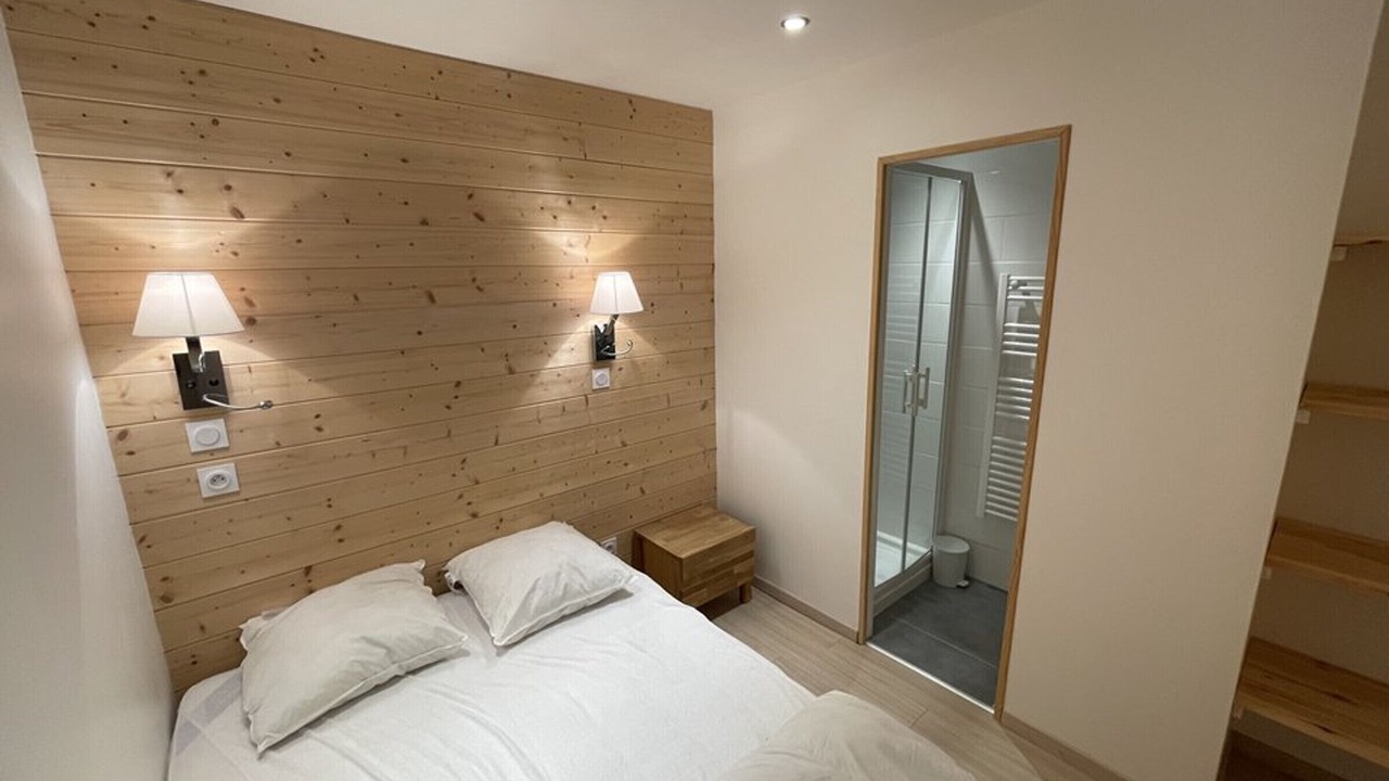 Photo of Bedroom in Saint-Jacques-des-Blats