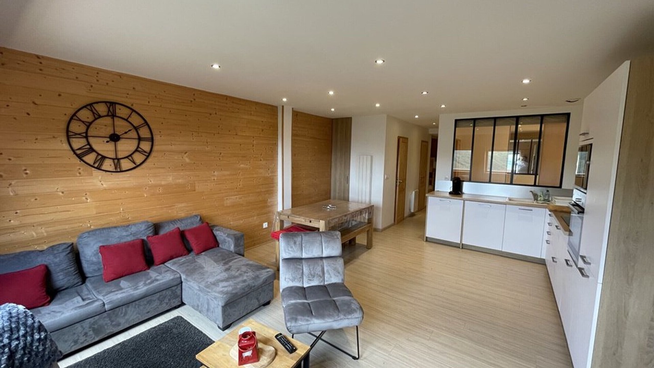 Photo of Livingroom in Saint-Jacques-des-Blats