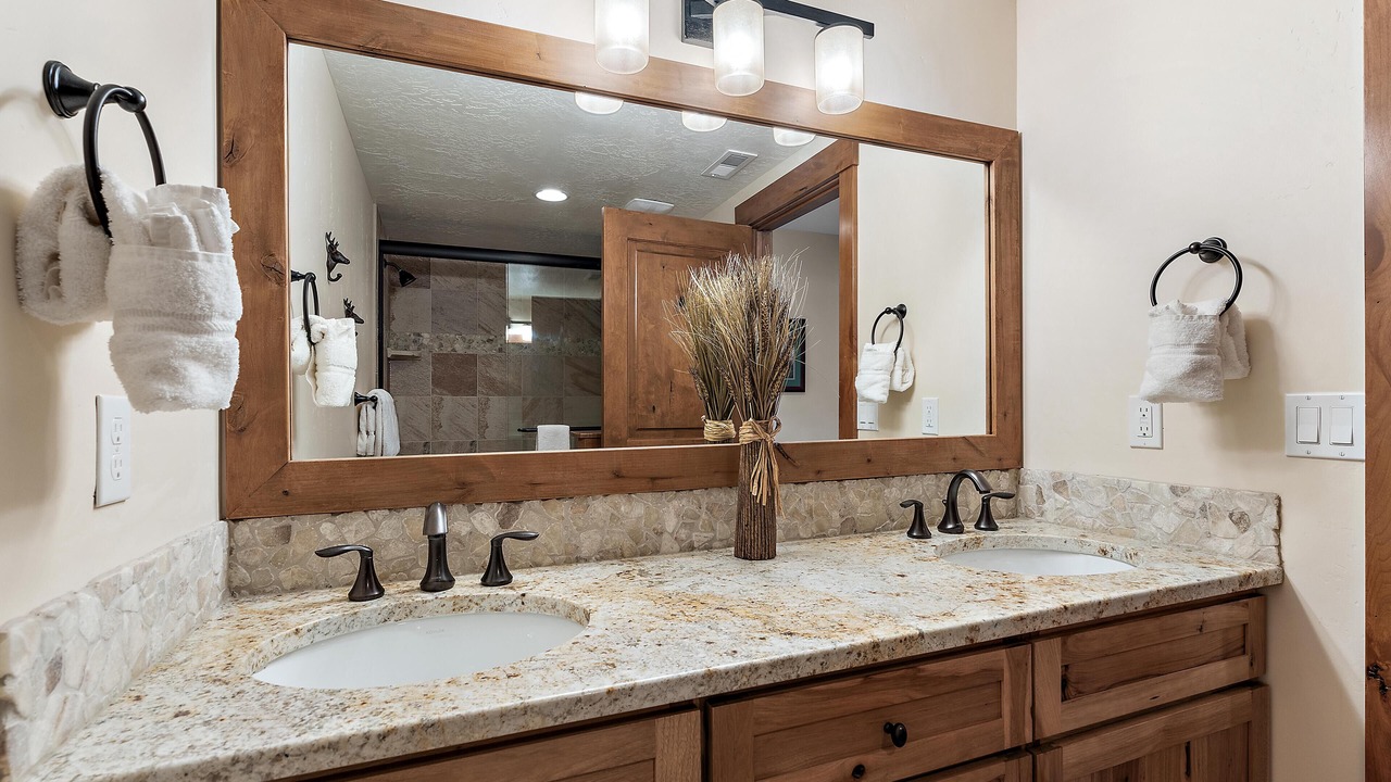 Photo of Bathroom in Tamarack Resort