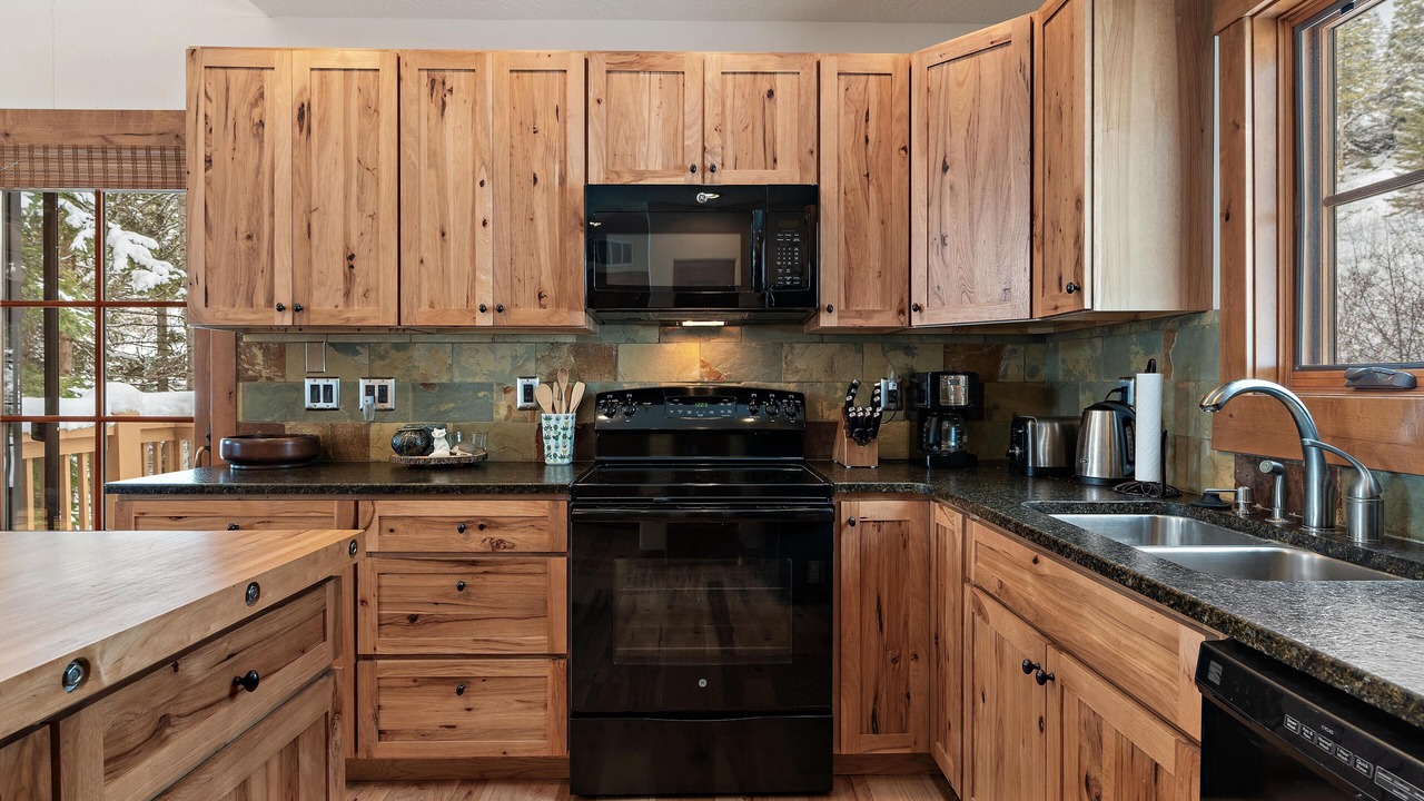 Photo of Kitchen in Tamarack Resort