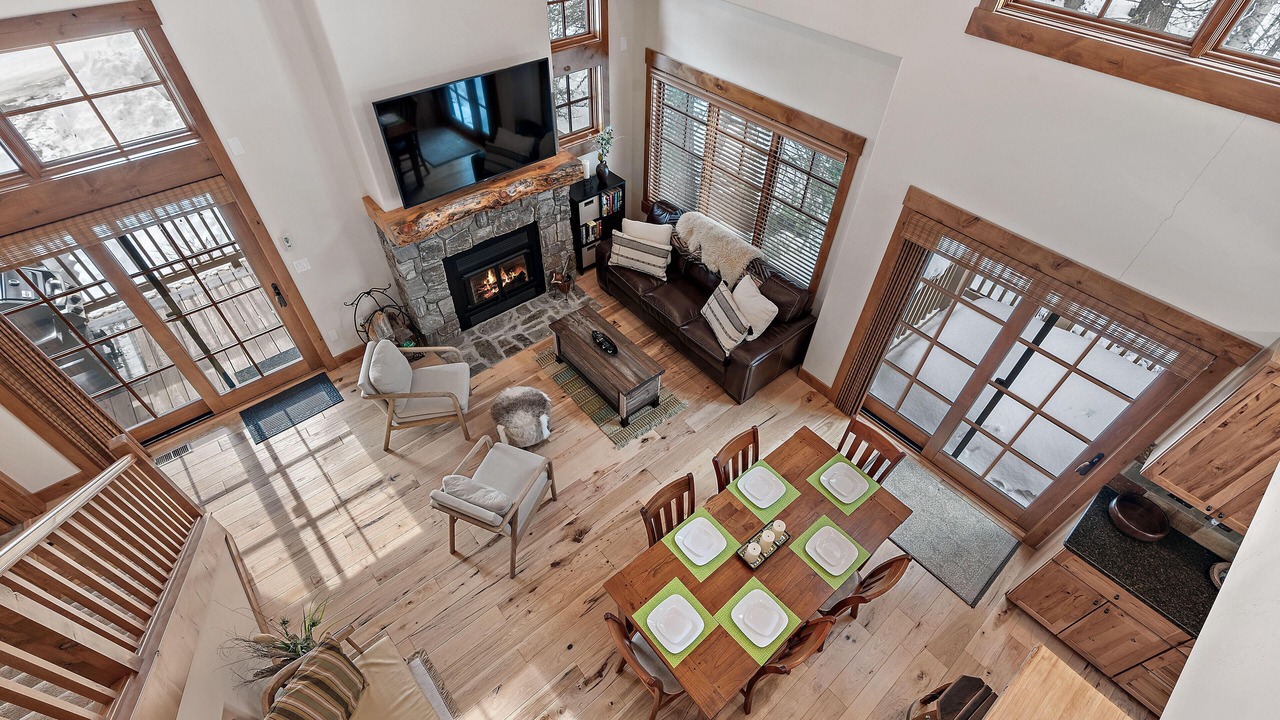 Photo of Livingroom in Tamarack Resort