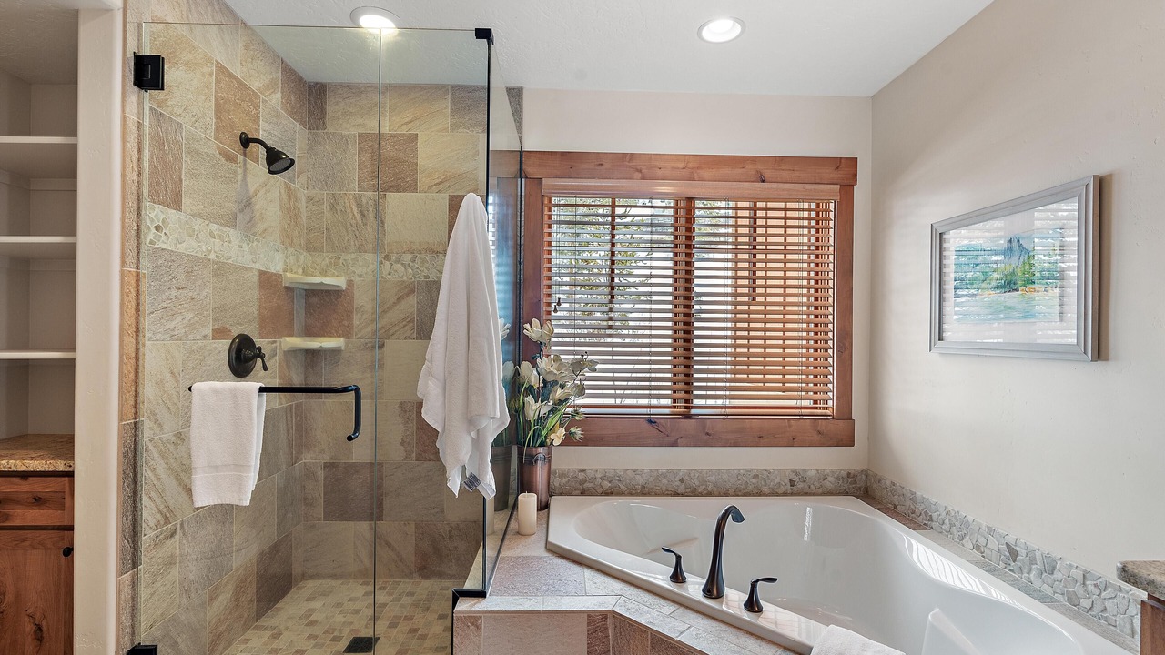 Photo of Bathroom in Tamarack Resort