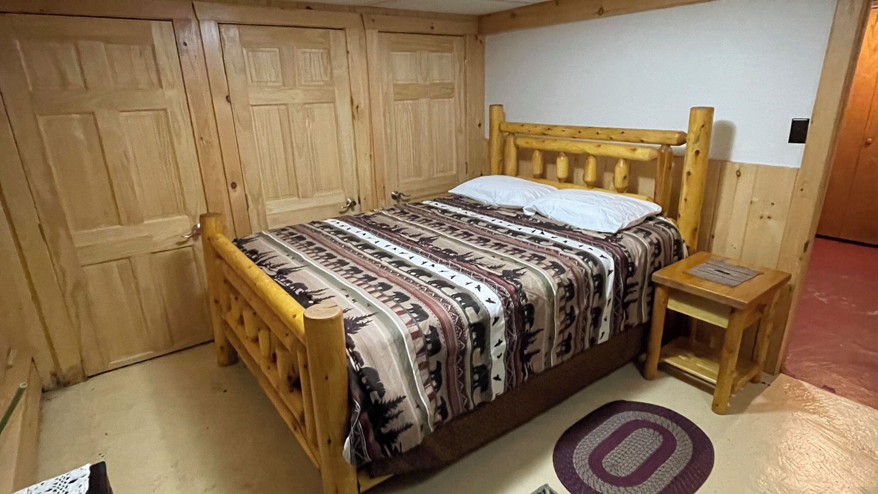 Photo of Bedroom in Town of Webb