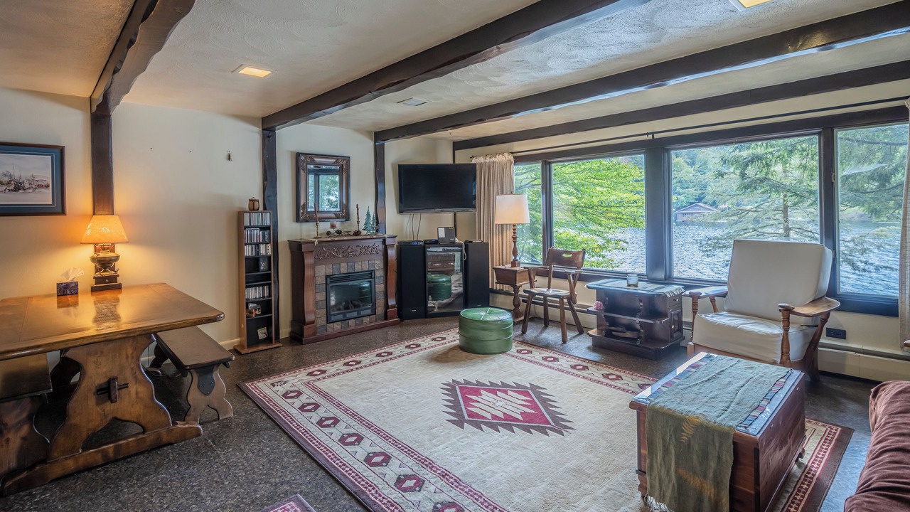 Photo of Livingroom in Town of Webb