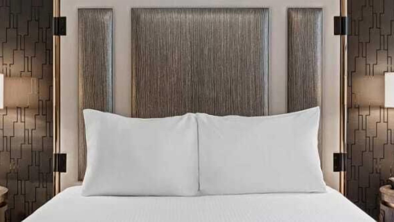 Photo of Bedroom in Lower Nob Hill