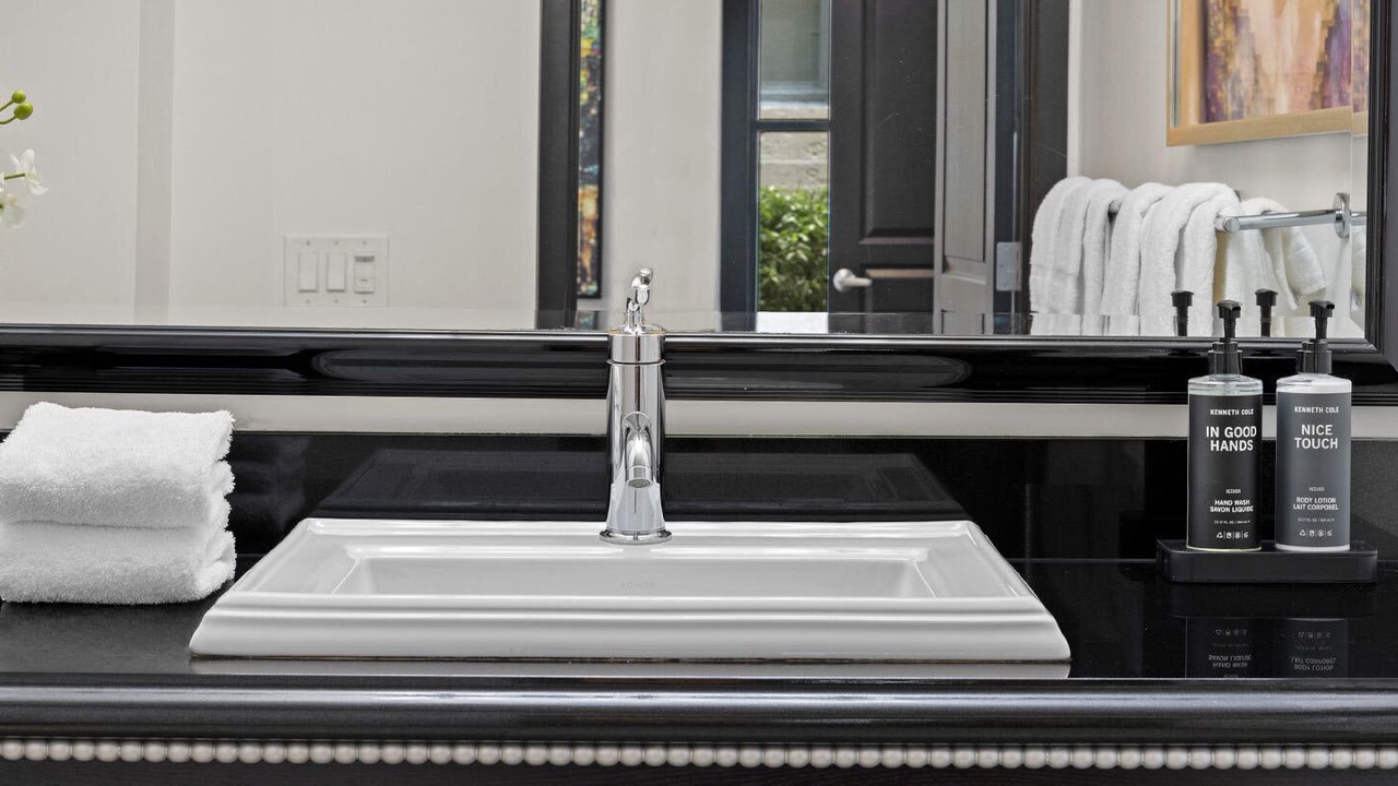 Photo of Bathroom in Lower Nob Hill