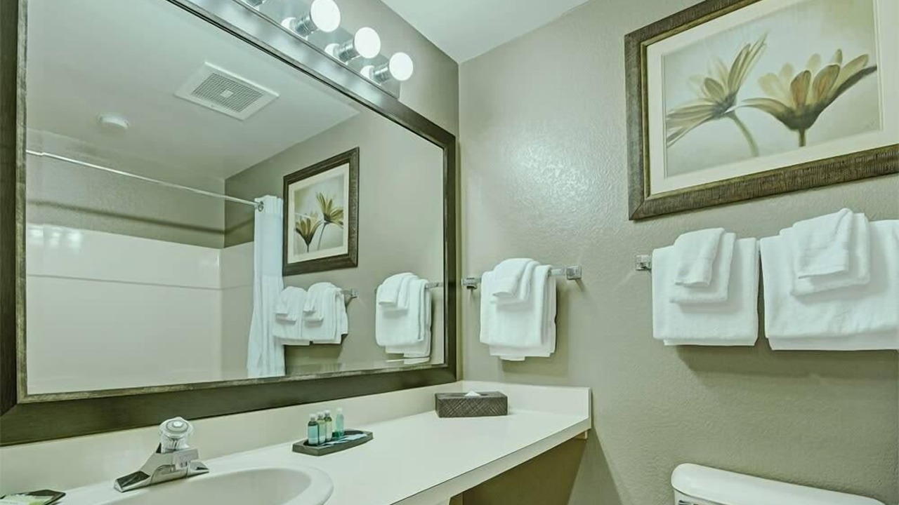 Photo of Bathroom in Hancock