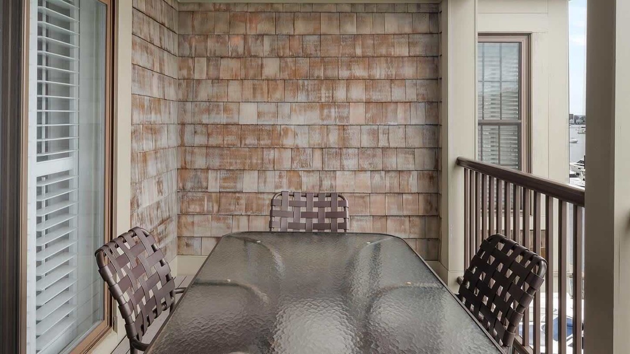 Photo of Outdoor in Yachting Village