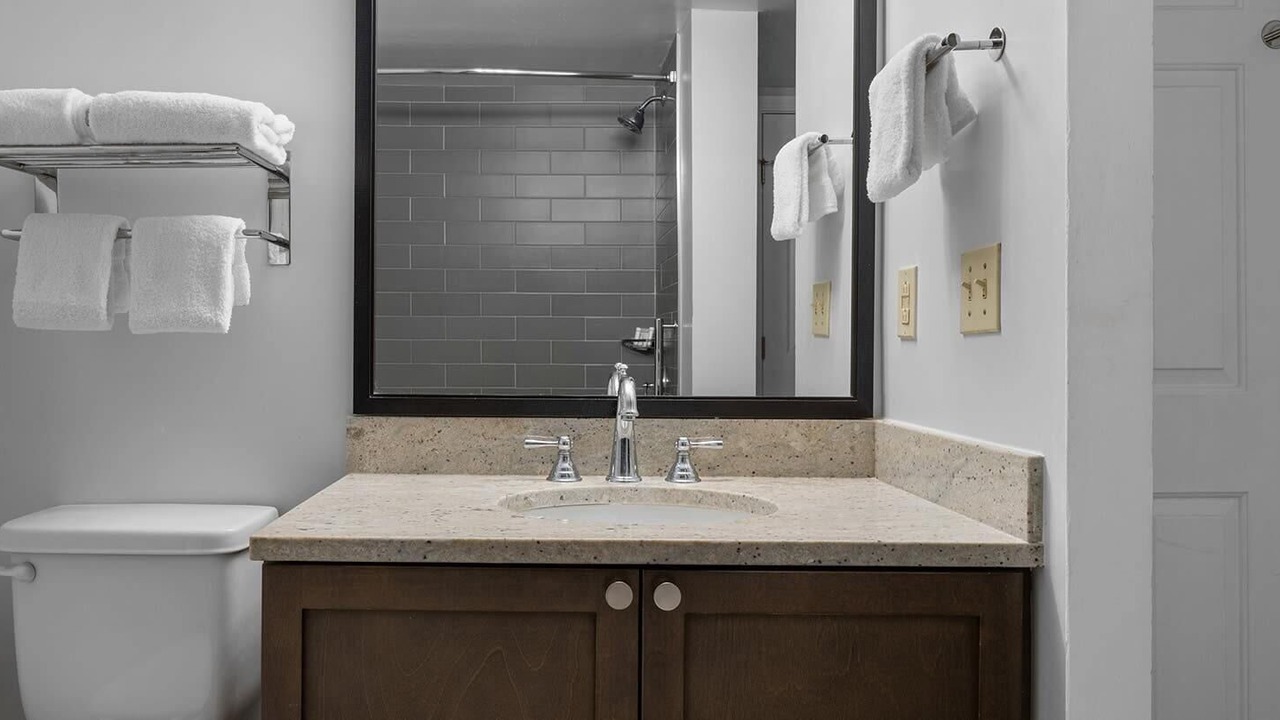 Photo of Bathroom in Yachting Village