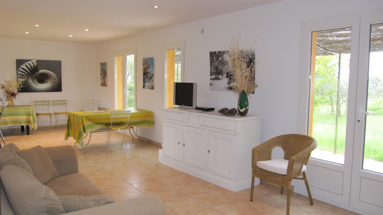 Photo of Livingroom in Aups