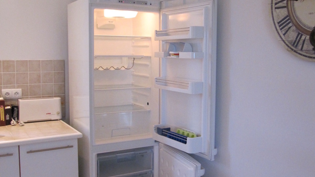 Photo of Others in Aups