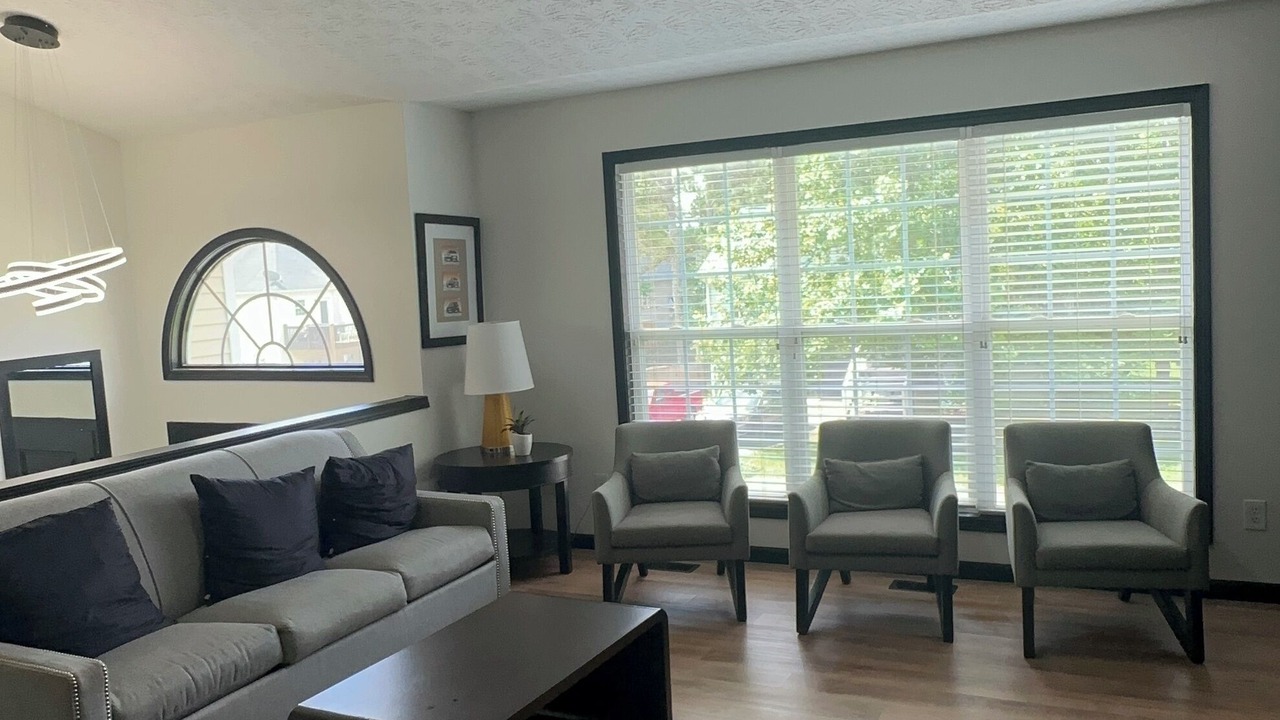 Photo of Livingroom in Adairsville