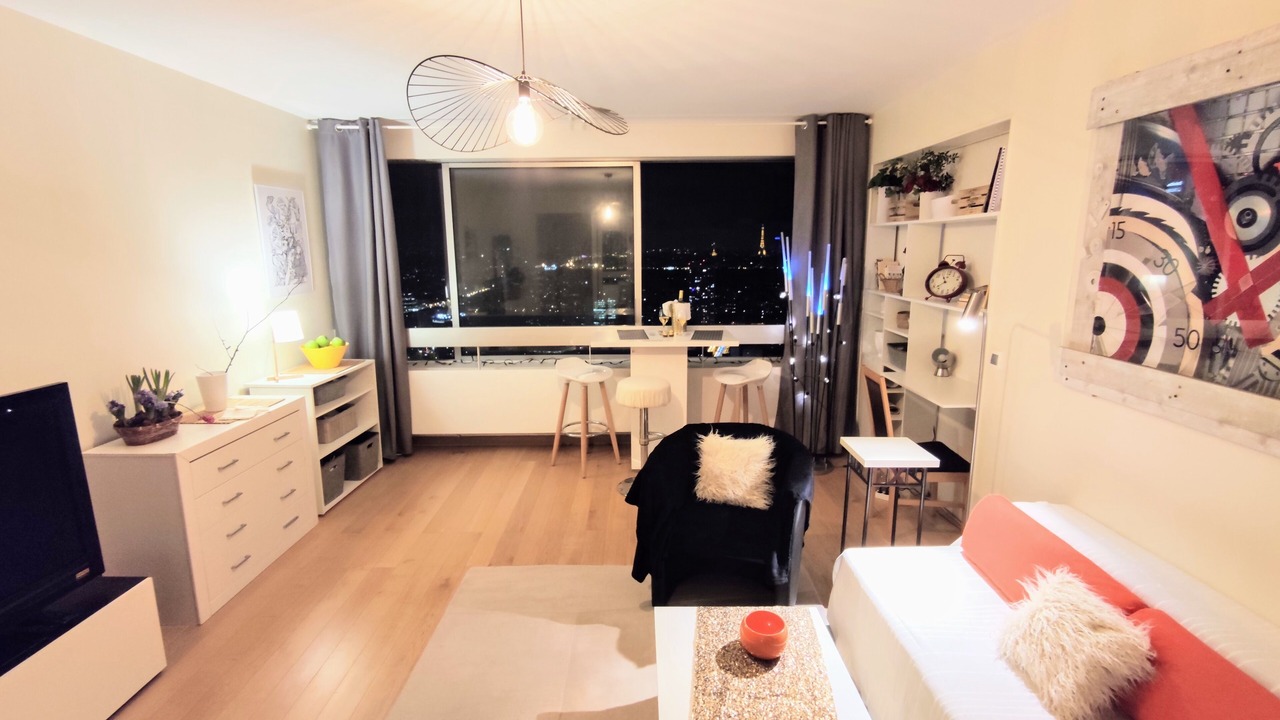 Photo of Livingroom in Puteaux