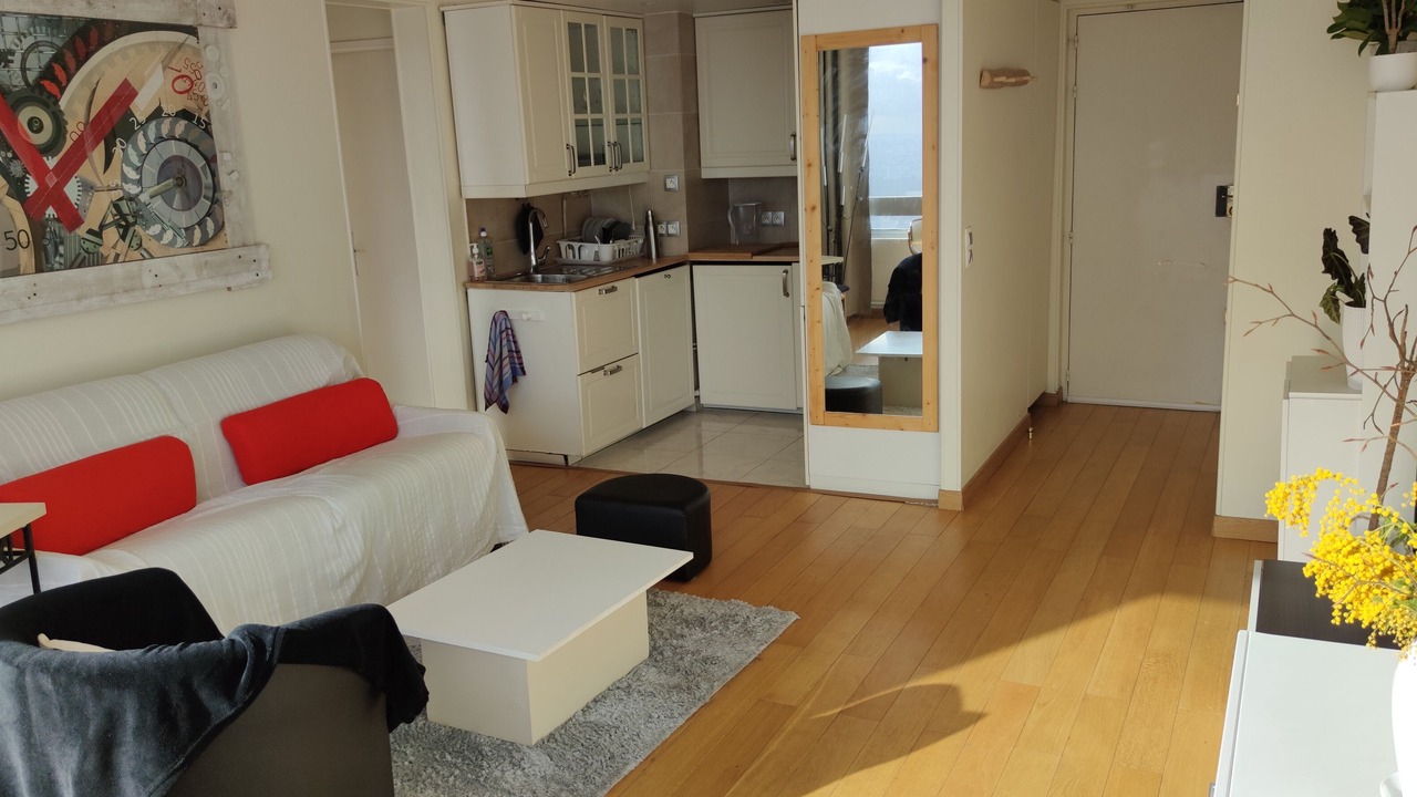 Photo of Livingroom in Puteaux