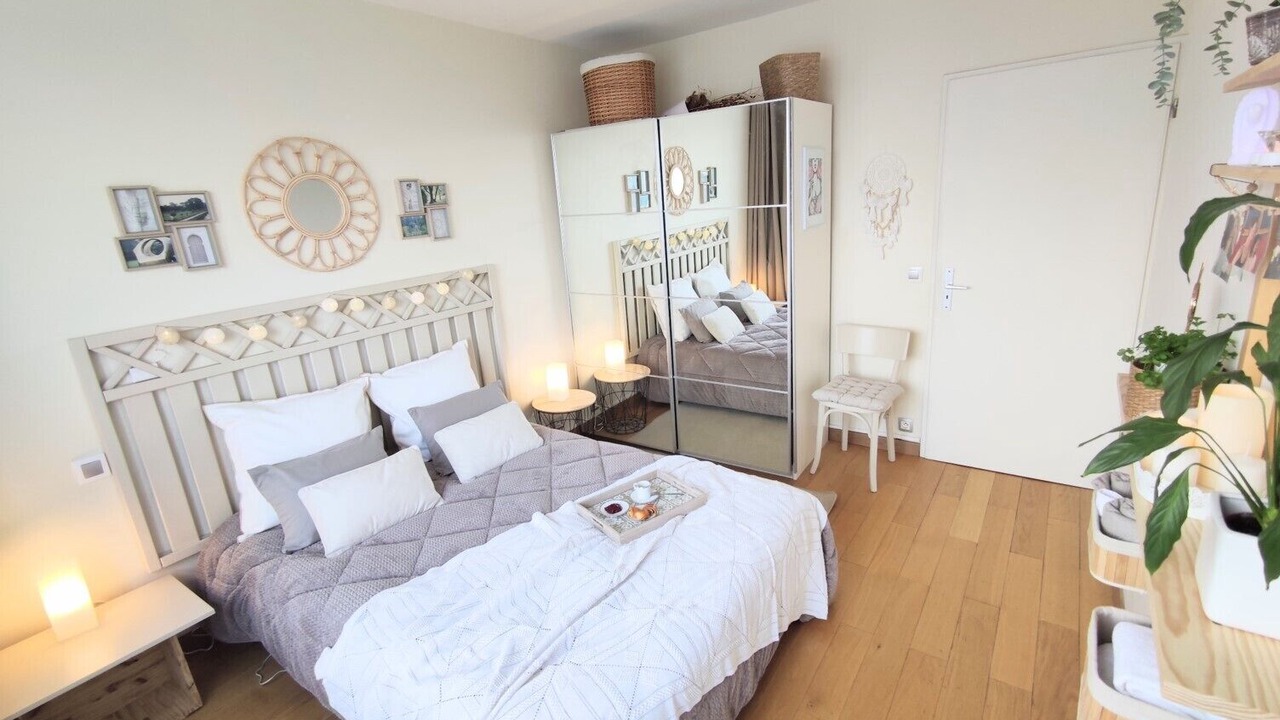 Photo of Bedroom in Puteaux
