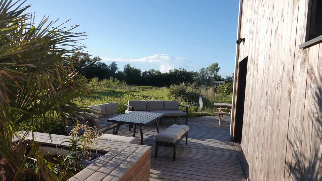 Photo of Patio Balcony in Les Conches