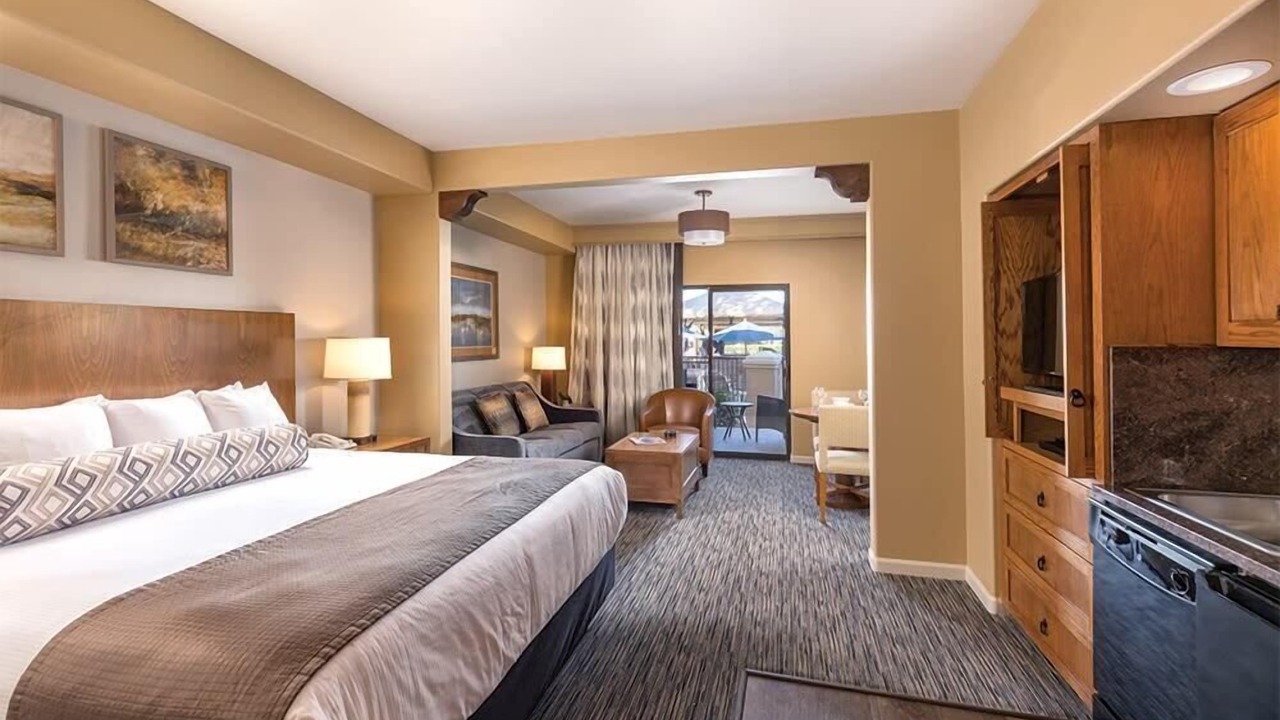 Photo of Bedroom in South Mountain