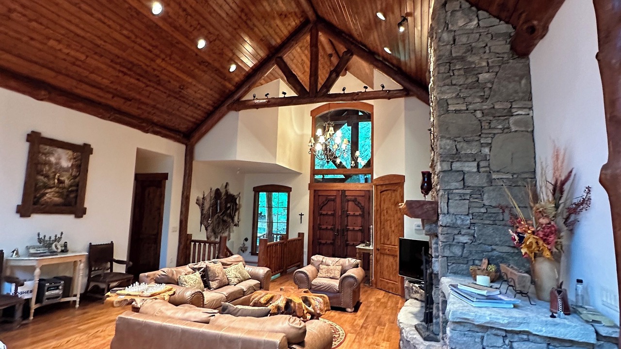 Photo of Livingroom in Glenville