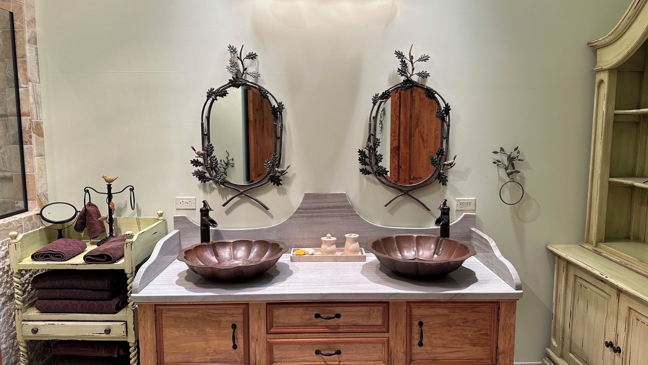 Photo of Bathroom in Glenville