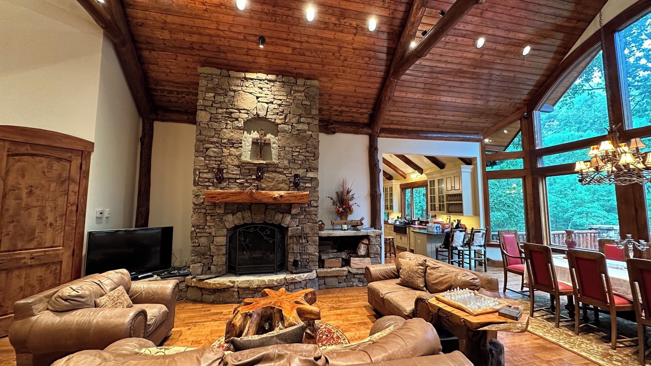 Photo of Livingroom in Glenville