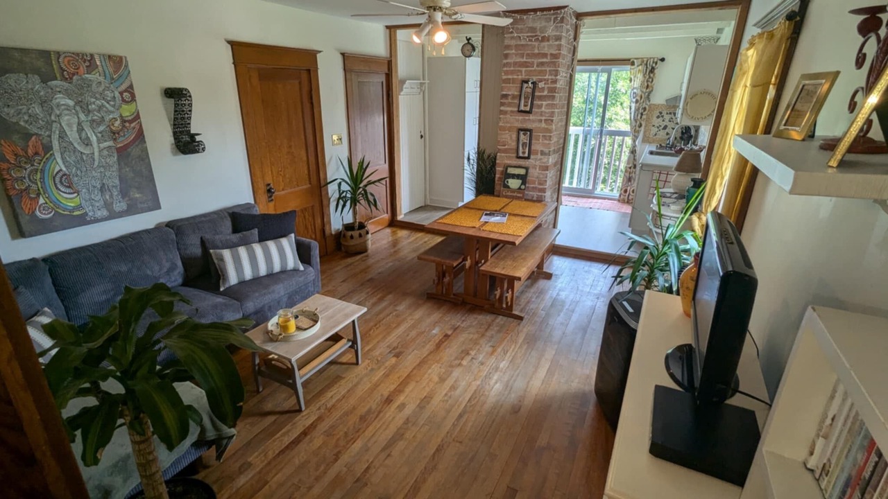 Photo of Livingroom in Richmond