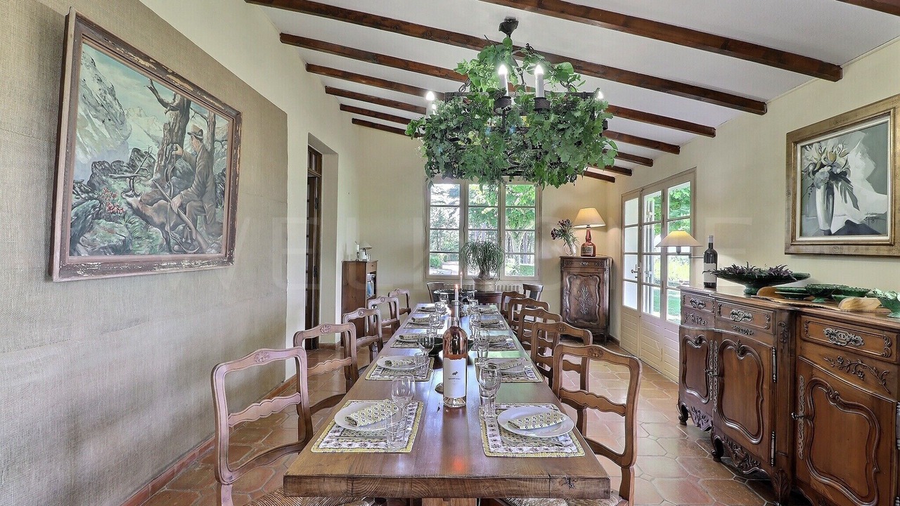 Photo of Others in Apt