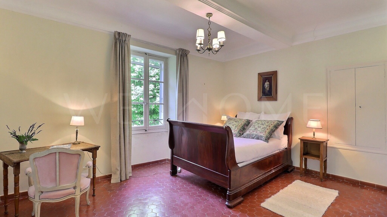 Photo of Bedroom in Apt