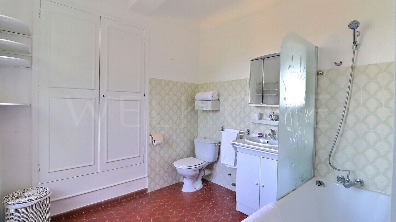 Photo of Bathroom in Apt
