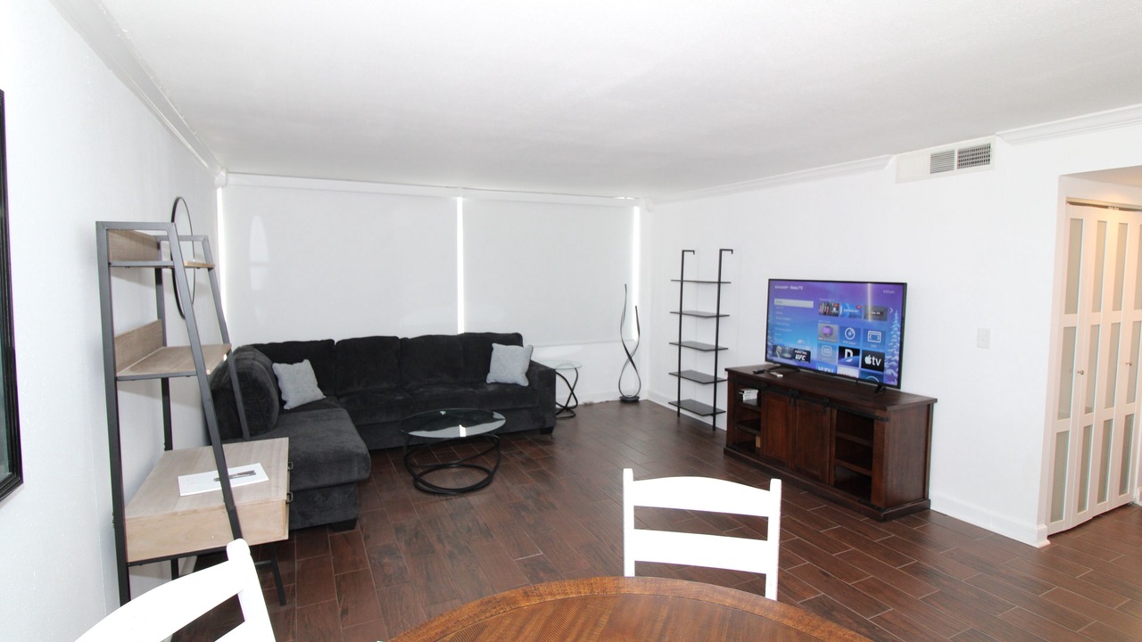 Photo of Livingroom in Downtown Tulsa