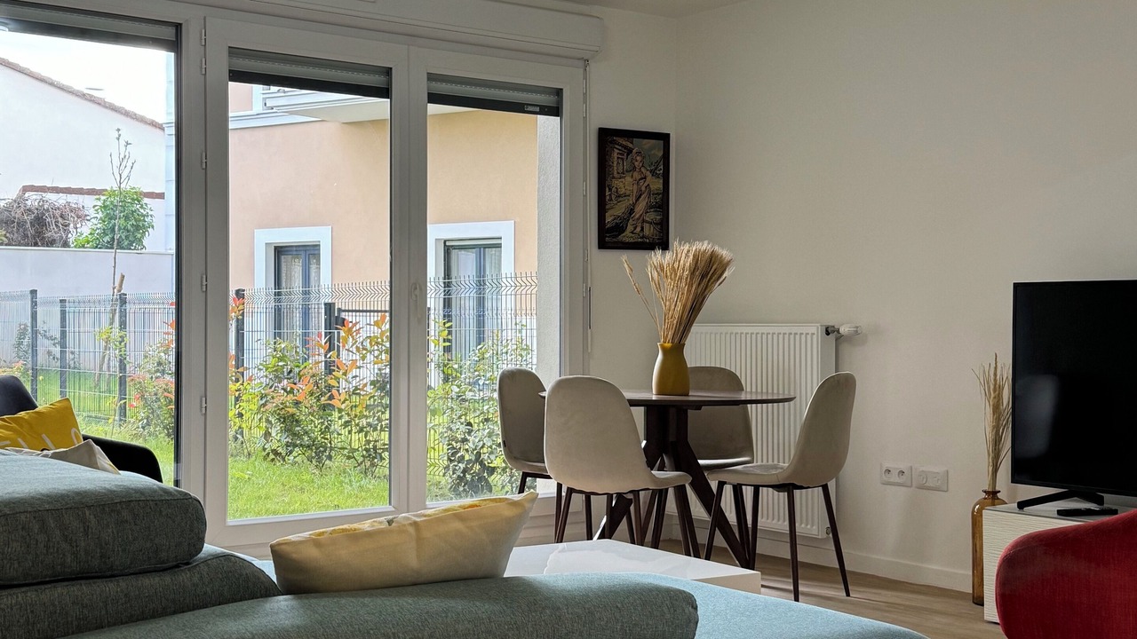 Photo of Livingroom in Le Blanc-Mesnil