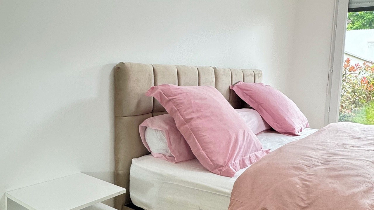 Photo of Bedroom in Le Blanc-Mesnil