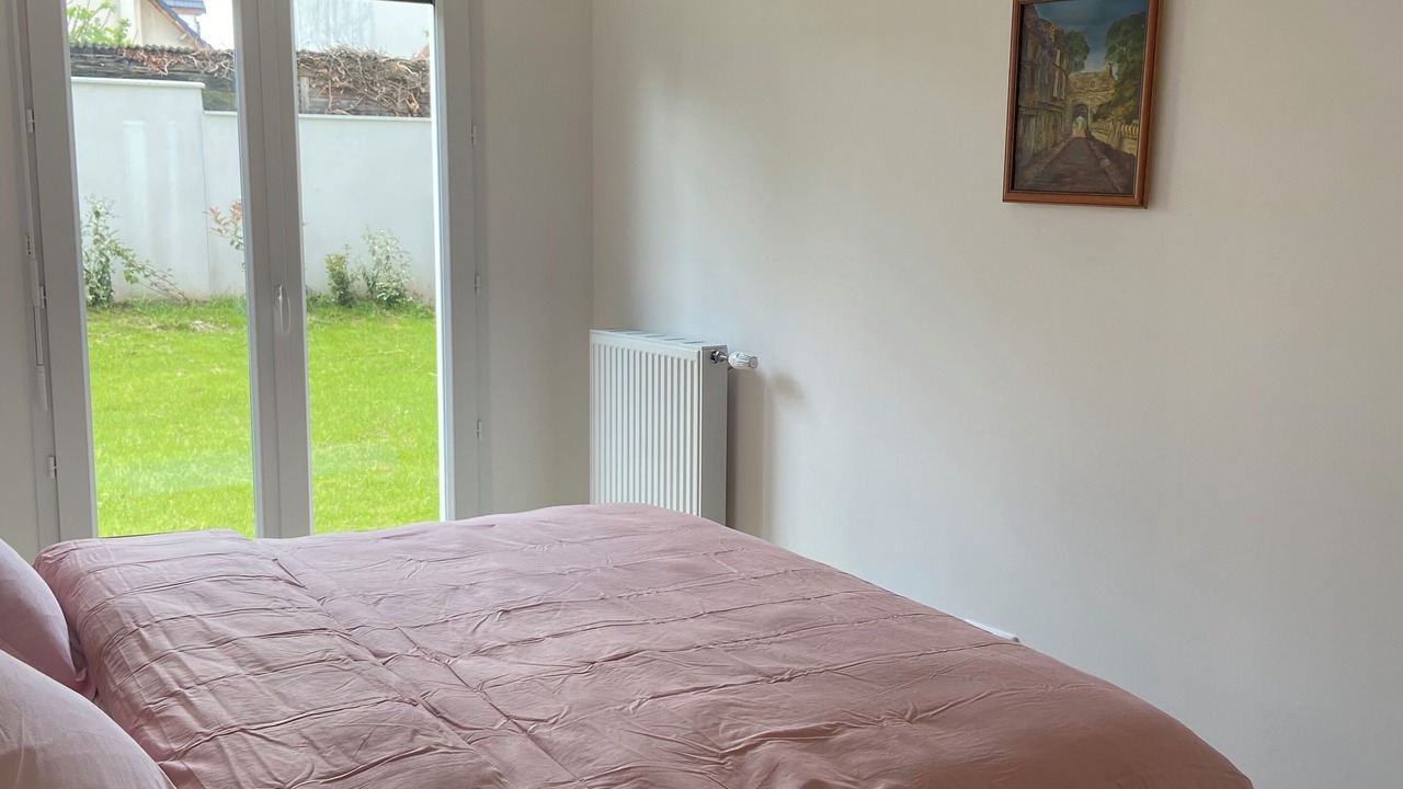 Photo of Bedroom in Le Blanc-Mesnil
