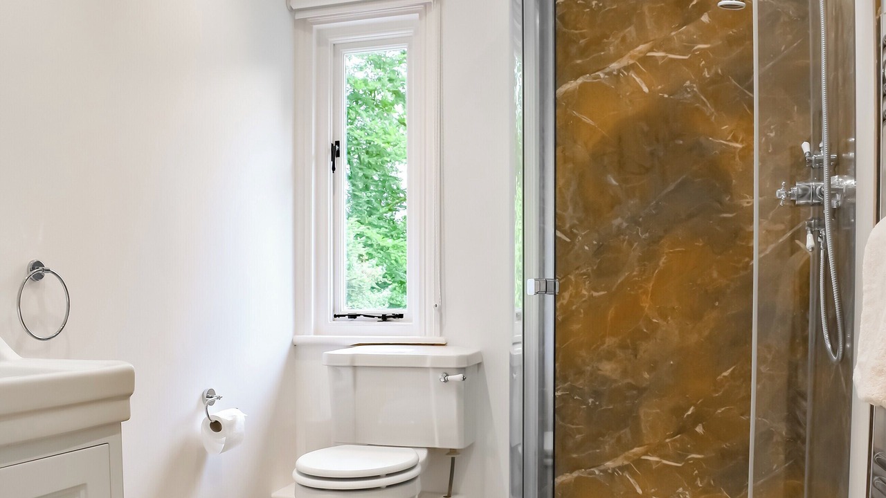 Photo of Bathroom in Lydford