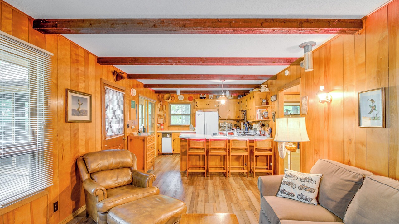 Photo of Livingroom in Hillman