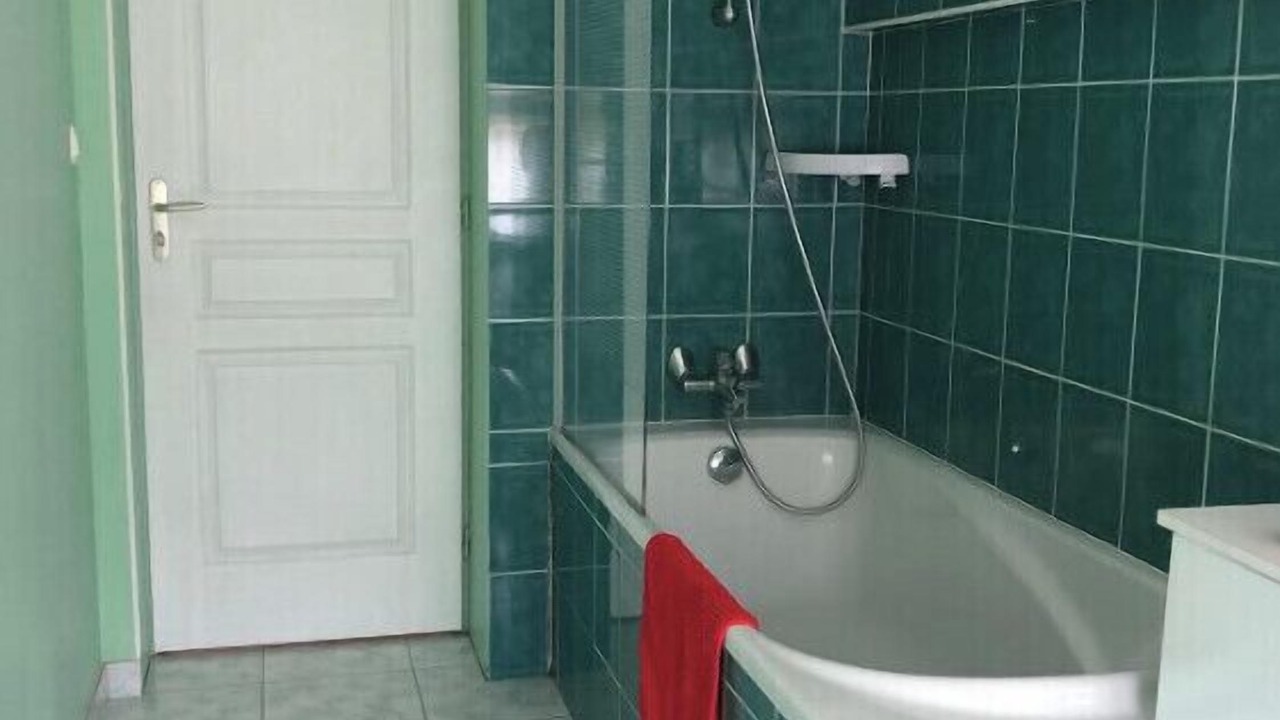 Photo of Bathroom in Le Pouliguen
