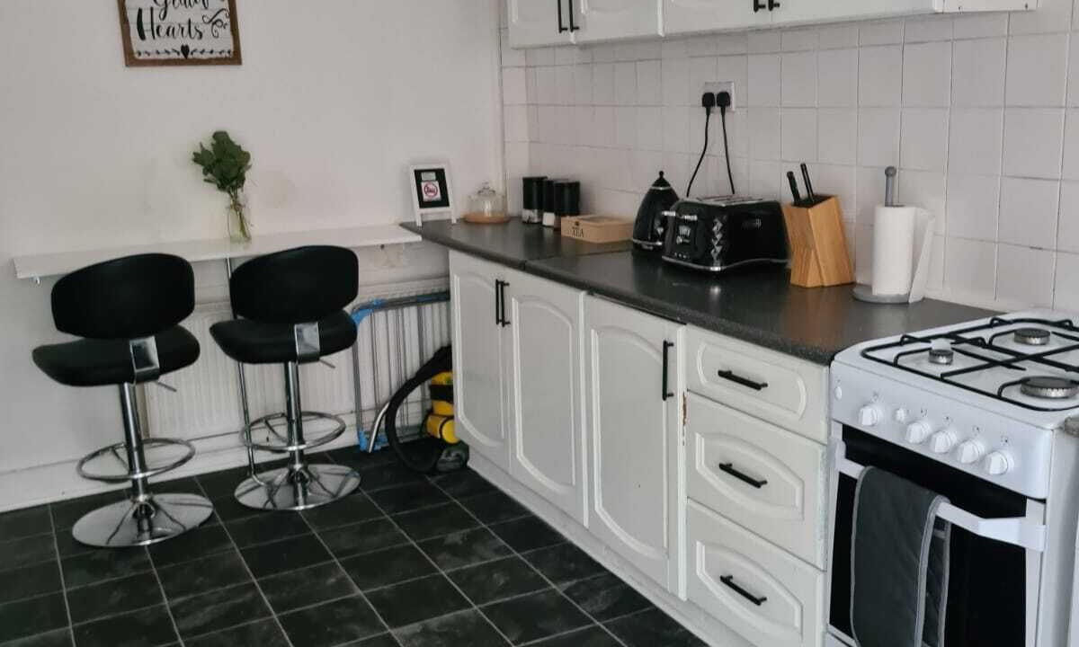 Photo of Kitchen in Hunton Bridge