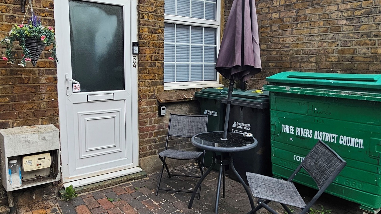 Photo of Patio Balcony in Hunton Bridge