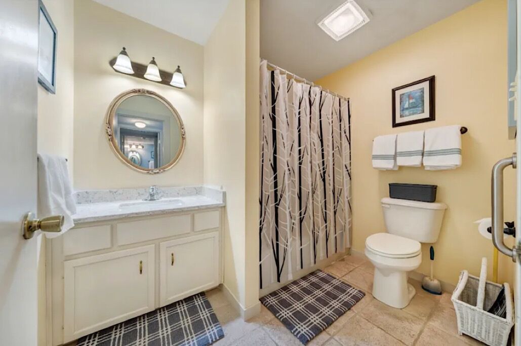 Photo of Bathroom in North Shore