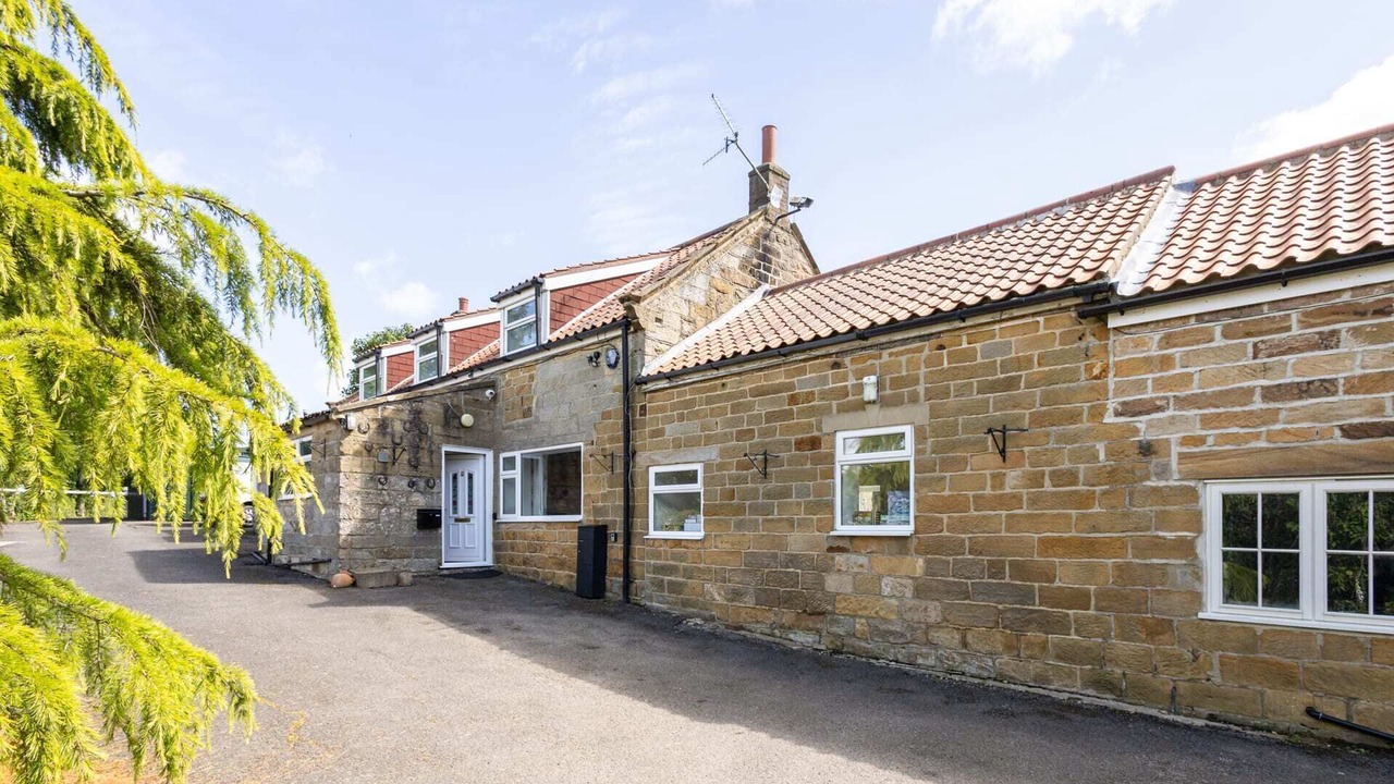 Photo of Others in Briggswath