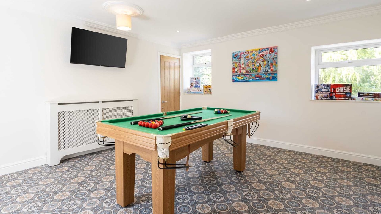 Photo of Others in Briggswath