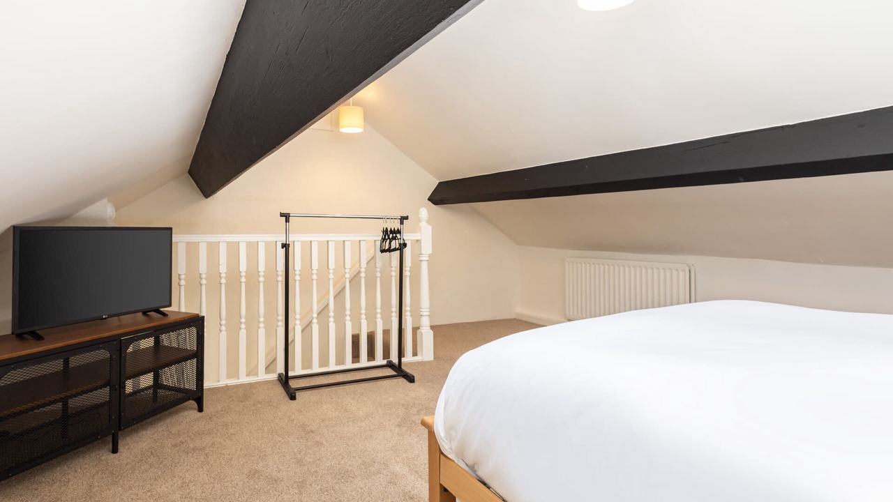 Photo of Others in Briggswath