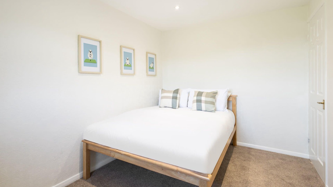 Photo of Others in Briggswath