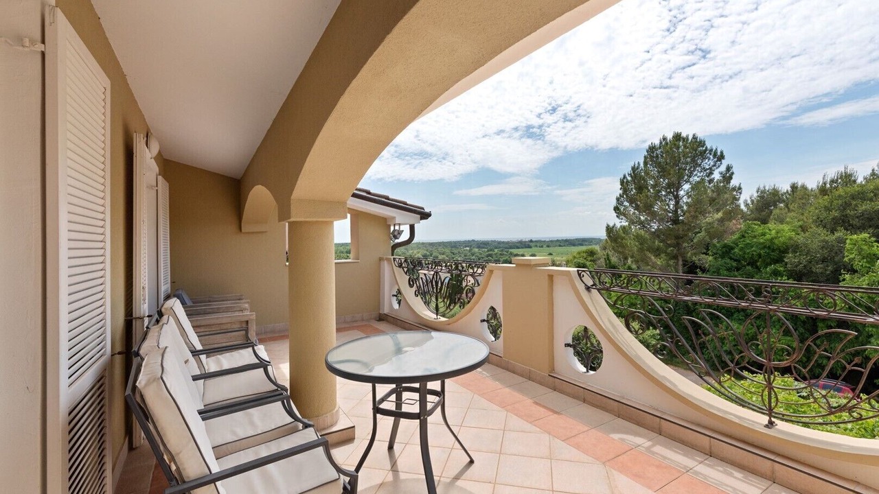 Photo of Patio Balcony in Fuskulin