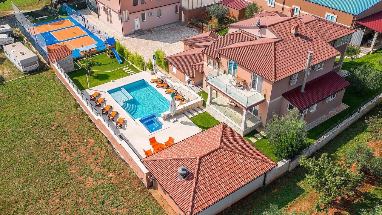 Photo of Outdoor in Marcana