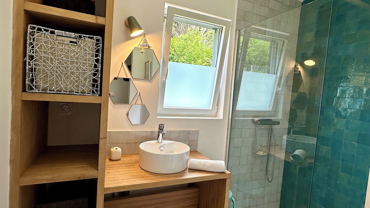 Photo of Bathroom in Hautot-sur-Mer