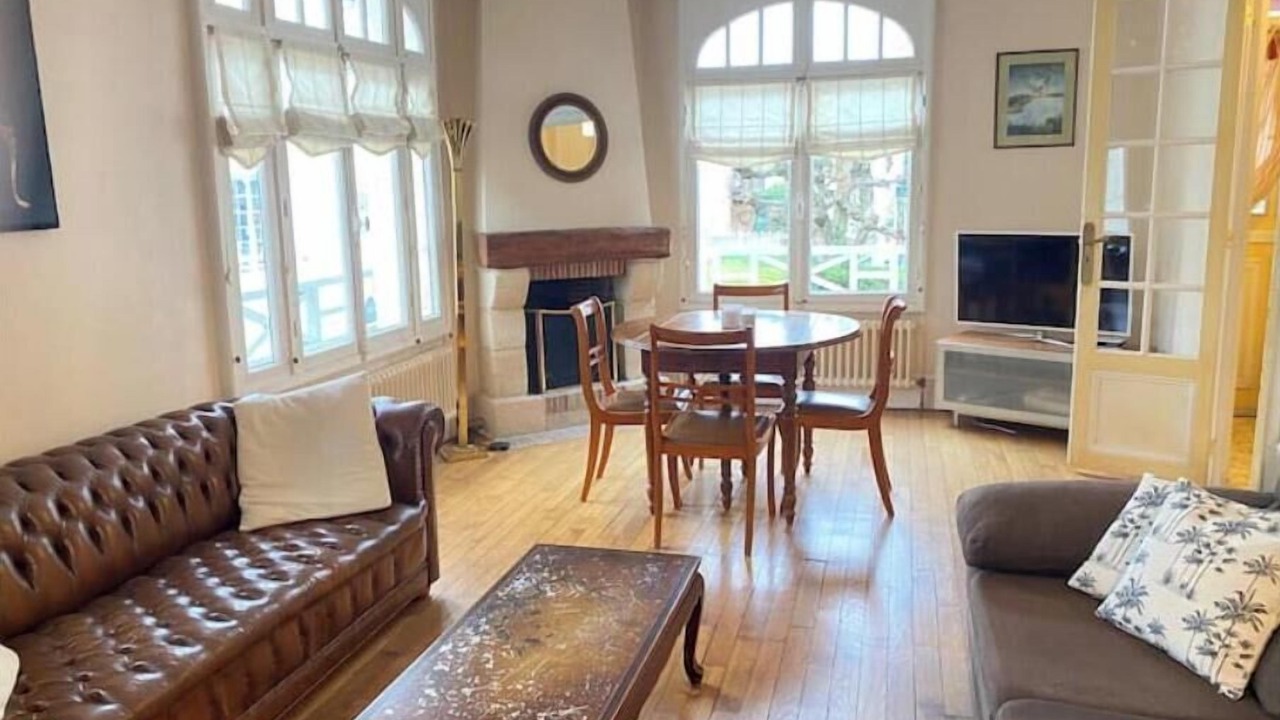 Photo of Livingroom in Deauville